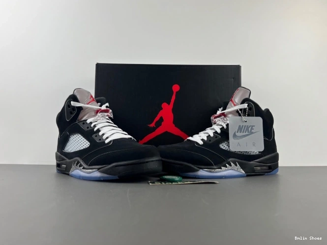 Bmlin 5 Metallic HF3975-001 Jordan Reimagined Air Black 0713